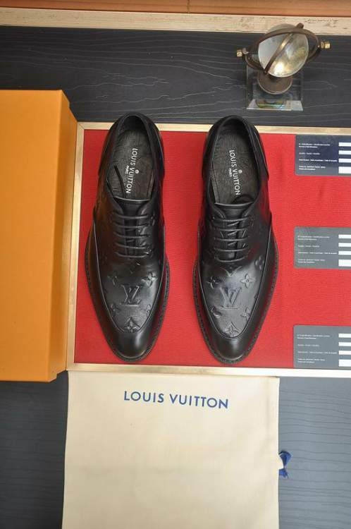 Picture of Louis Vuitton Shoes _SKULVsz38-45hnh073114630